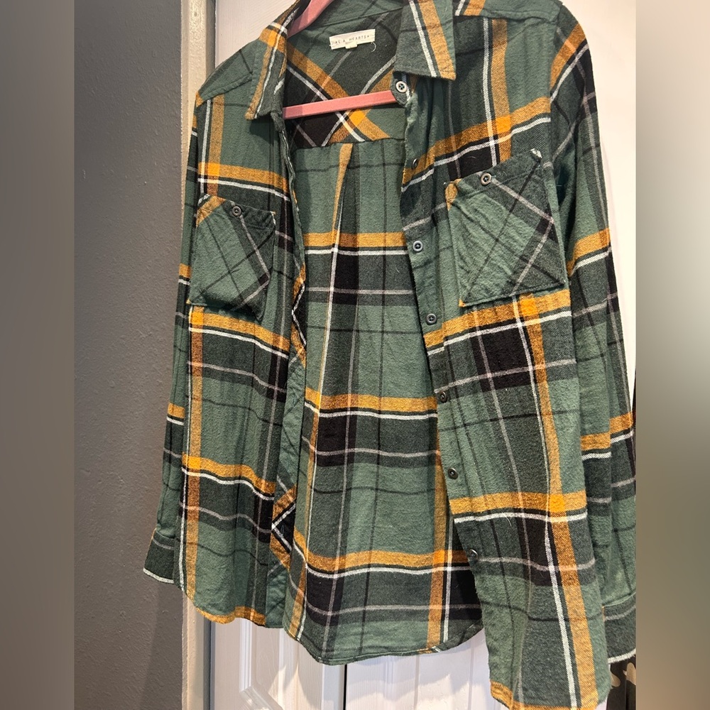 La Hearts Green and Mustard Plaid Shirt
